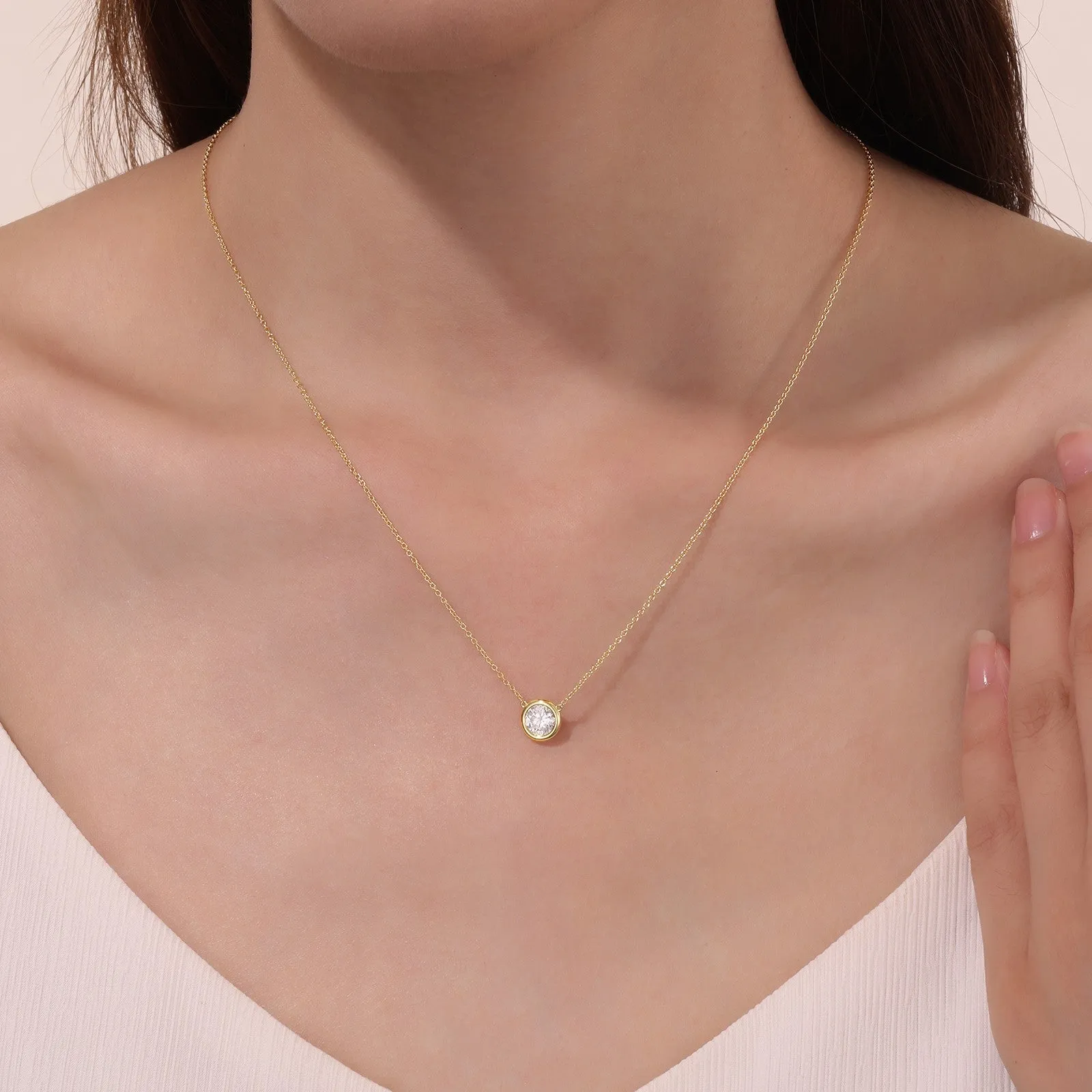 0.7 CTW Bezel-set Solitaire Necklace
