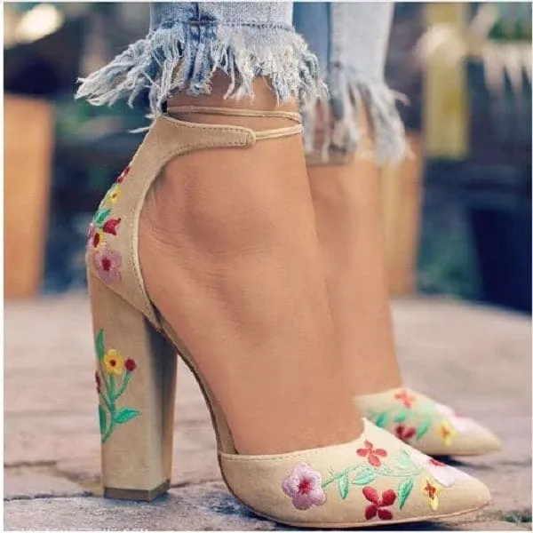 BELLA Design Women's Fashion Beautiful Floral Embroidery High Heels Pump Shoes