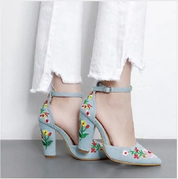 BELLA Design Women's Fashion Beautiful Floral Embroidery High Heels Pump Shoes