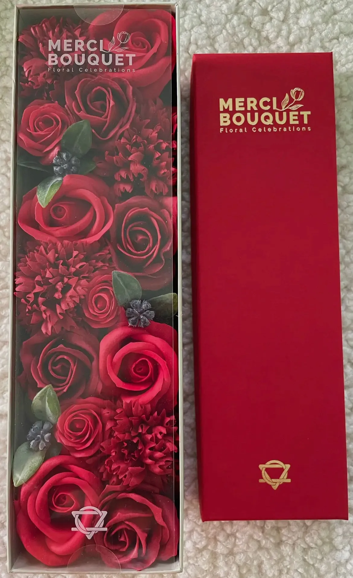 Classic Red Roses Soap Set