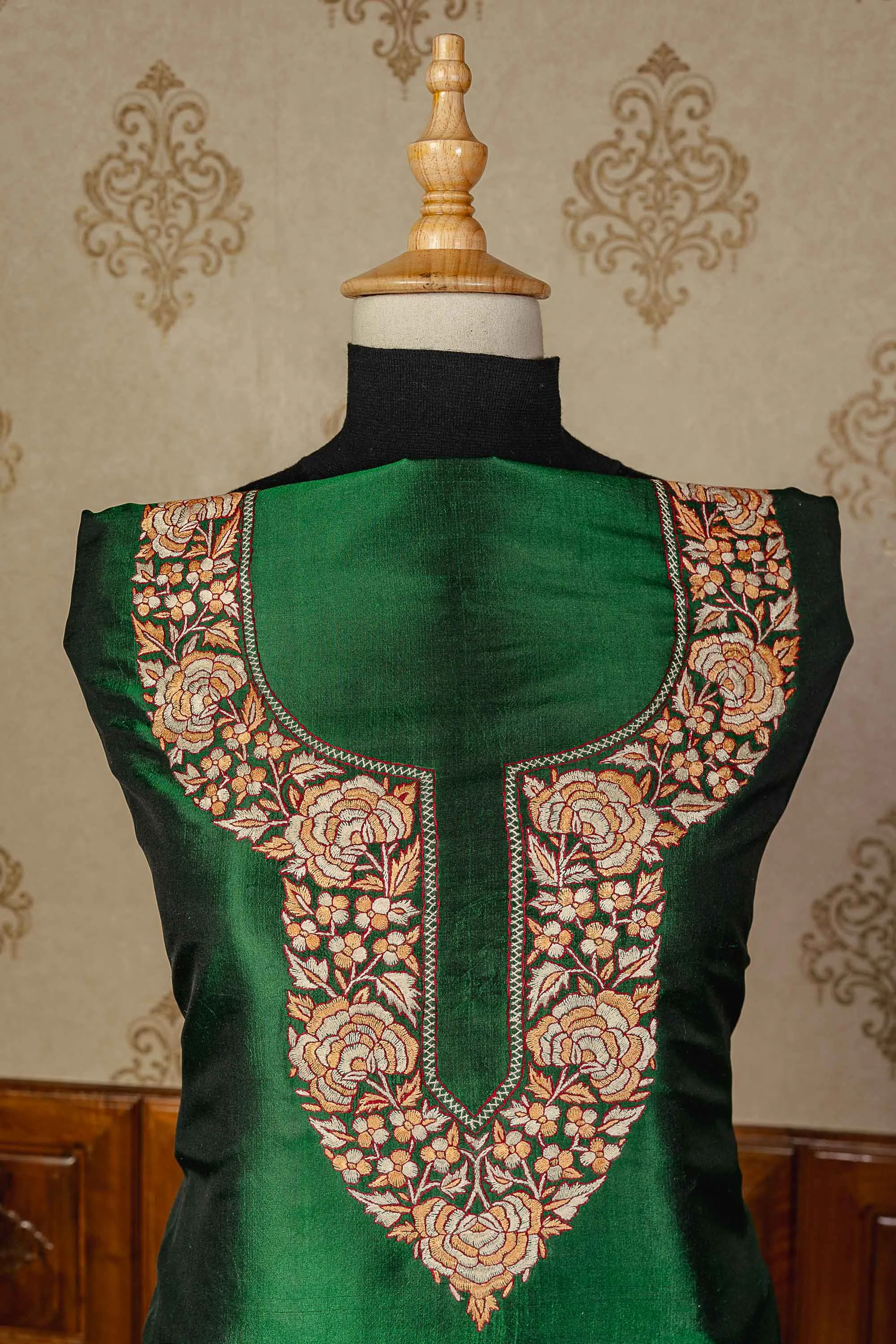 Elegant Green Kashmiri Silk Suit with Exquisite Paper Mache Embroidery
