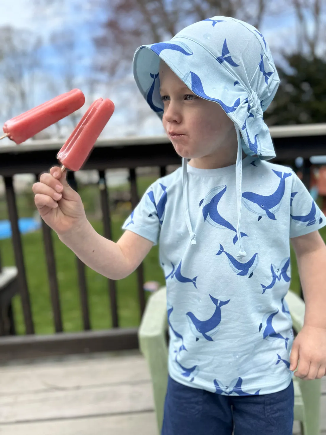 Geggamoja ® Sun Hat BLUE WHALES, in Soft Bamboo/Organic Cotton