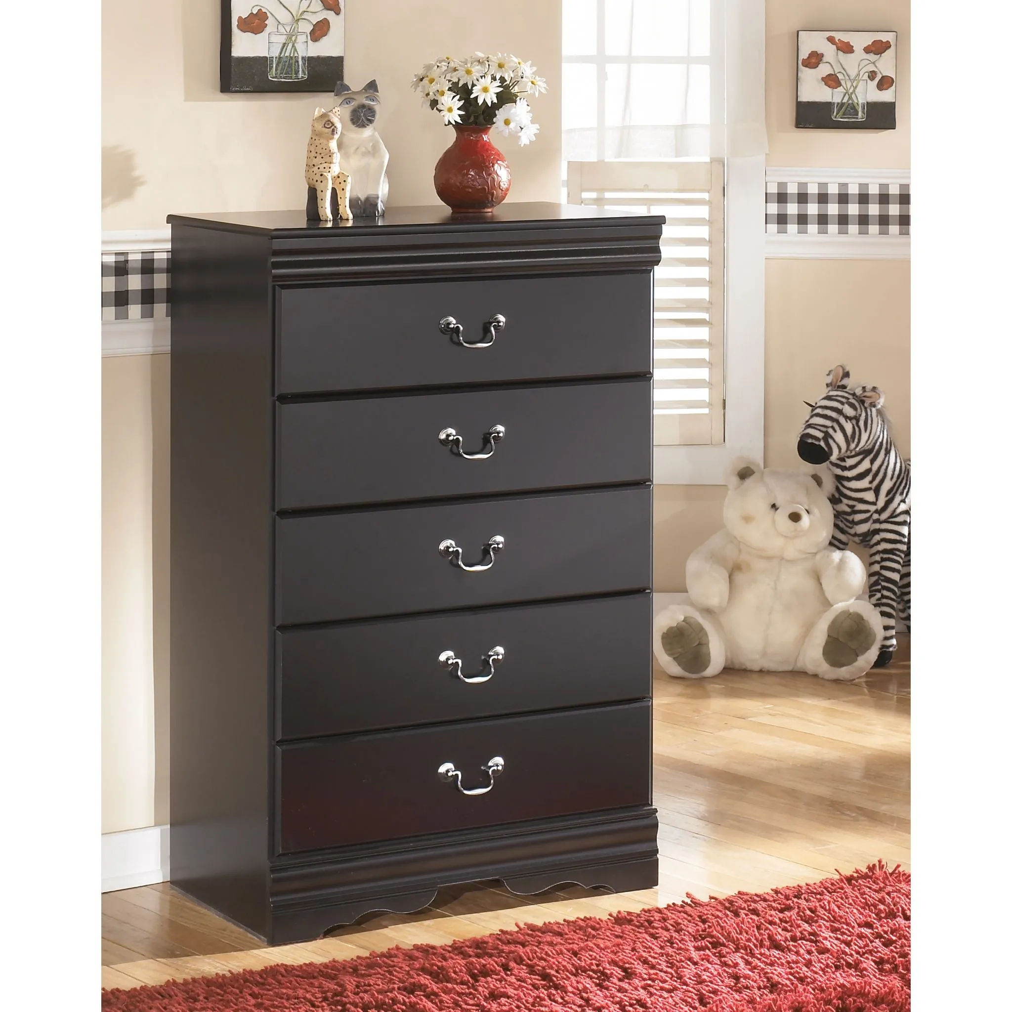 Huey Vineyard Chest - Black
