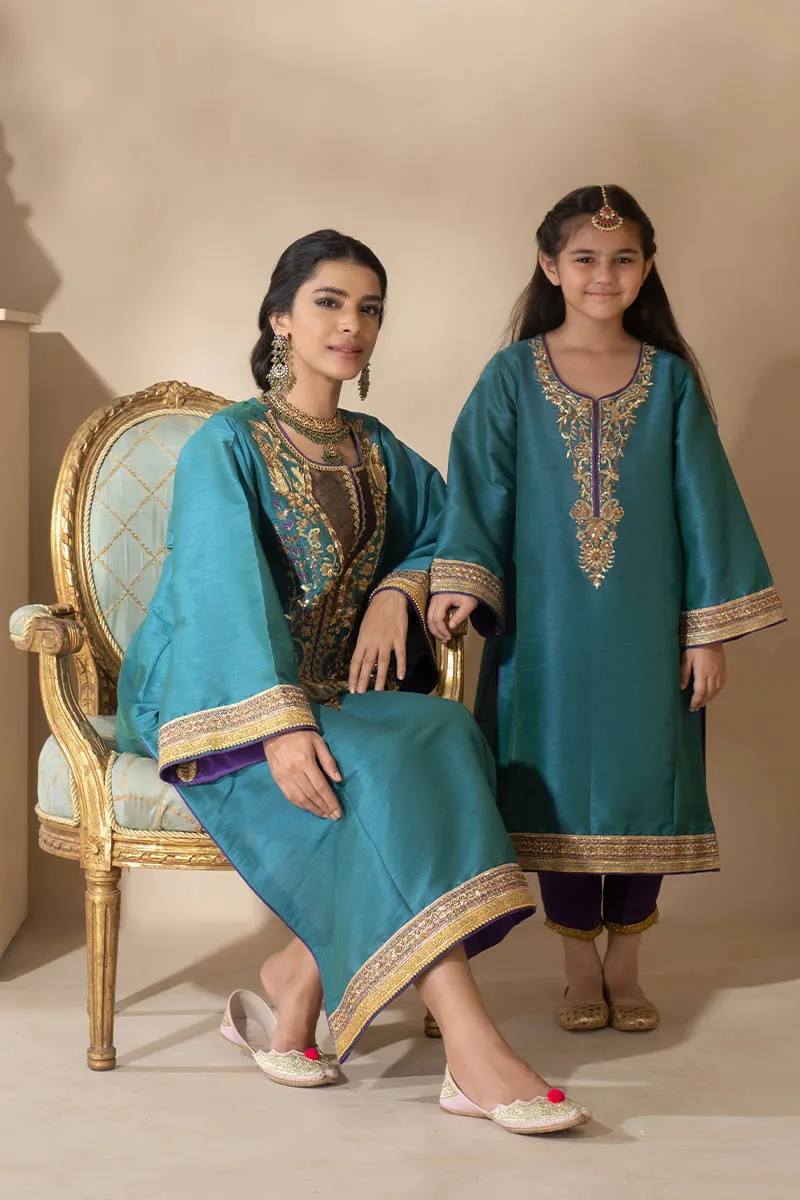 Luxe Pret '22 - Antique Gold With Pants Kids