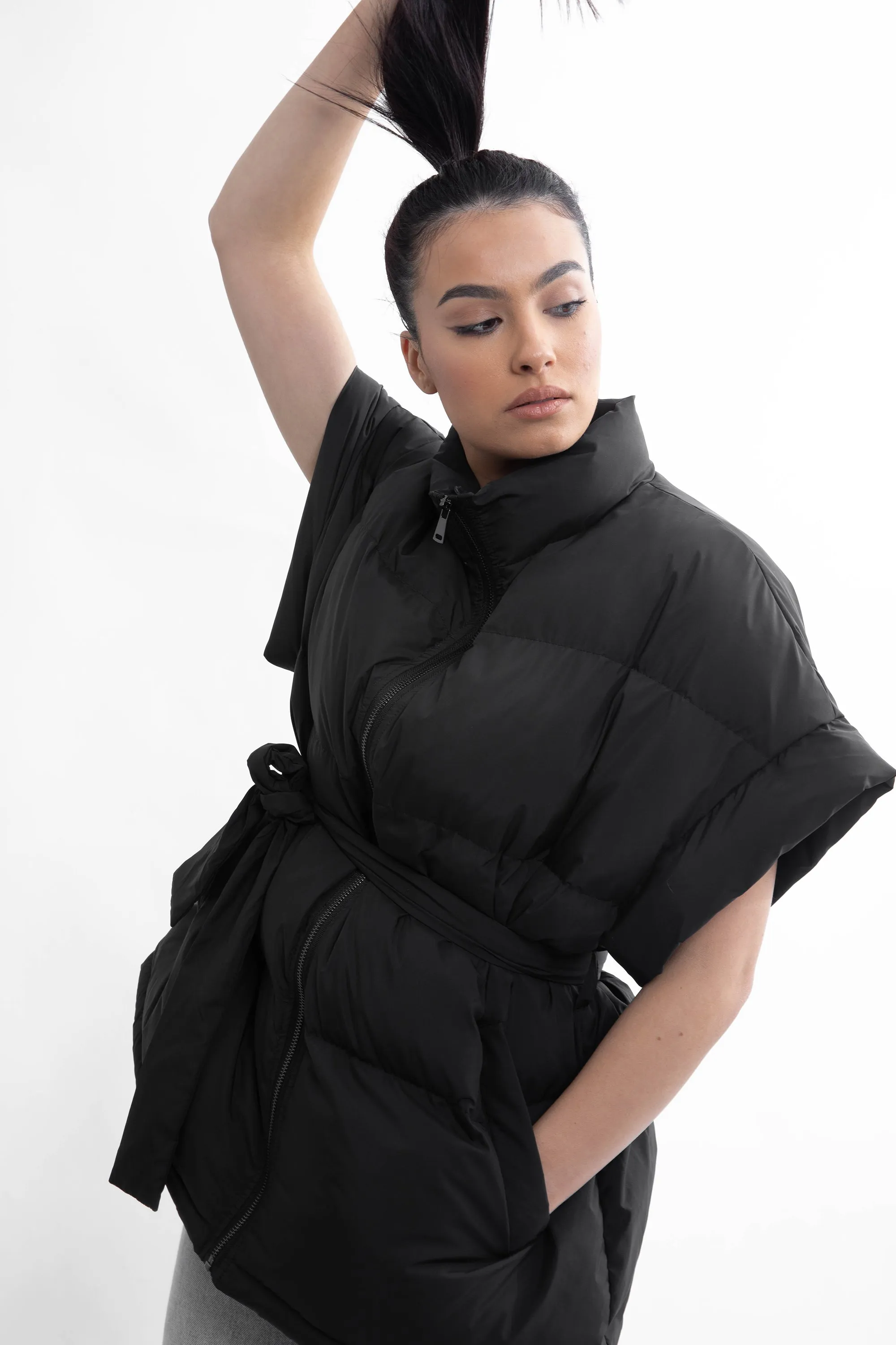 Sleeveless puffer vest | JACKIE