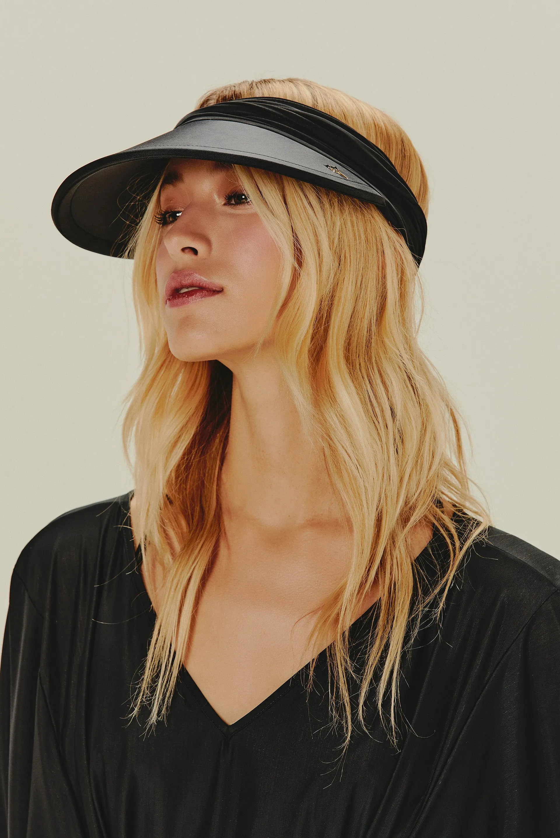 Solid Classic Small Visor V40C1123